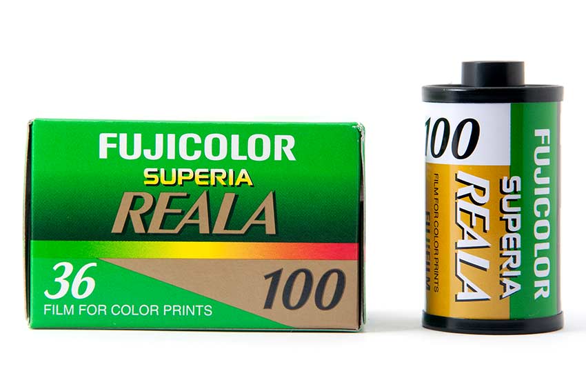 Fujifilm Superia Reala 100