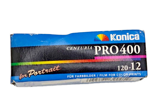Konica Color Professional 400